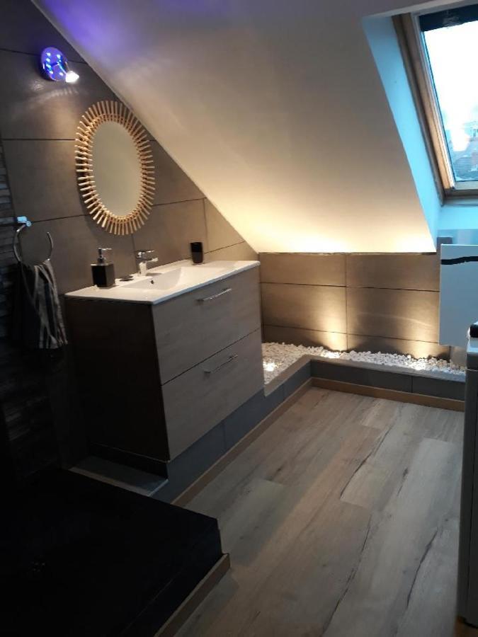 Gite Les Combles Du Bonheur Colmar Exterior foto