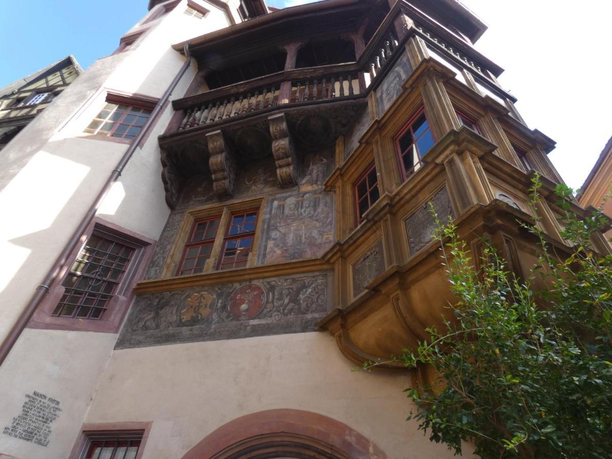 Gite Les Combles Du Bonheur Colmar Exterior foto
